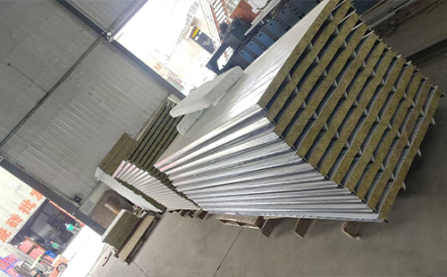 刚察彩钢夹芯板安装常见问题与解决方案 刚察彩钢夹芯板安装常见问题与解决方案